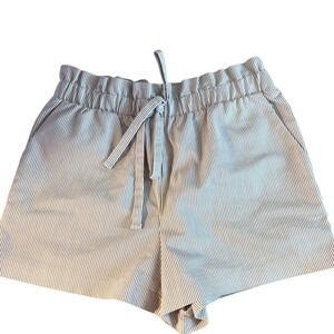SALE Women's Must Have Striped Gray Shorts‎ Size Small Boutique